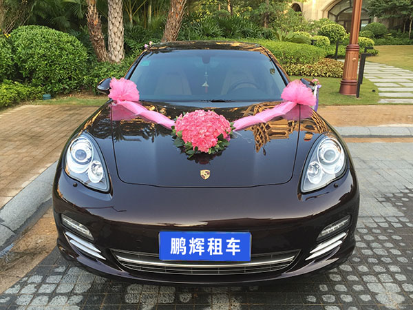 保时捷 帕拉梅拉 4座婚礼花(huā)車(chē)